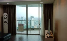 Tower Tiffany Kemang Village Dijual, Furnish, Ceiling Tinggi