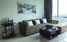 Sewa Apartemen Tower Empire, Lantai Tinggi, Tipe 3BR