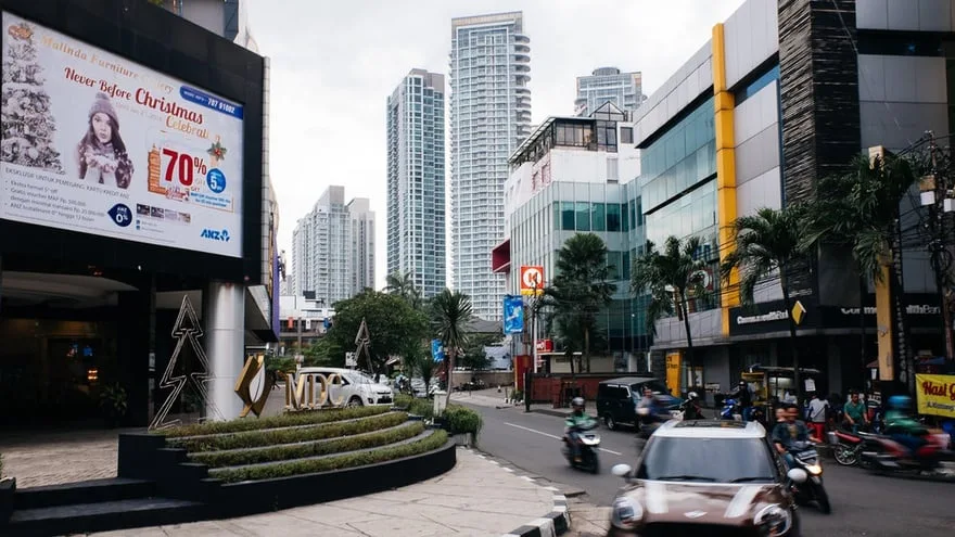 Suasana Tempo Dulu Kemang Village Jakarta Selatan