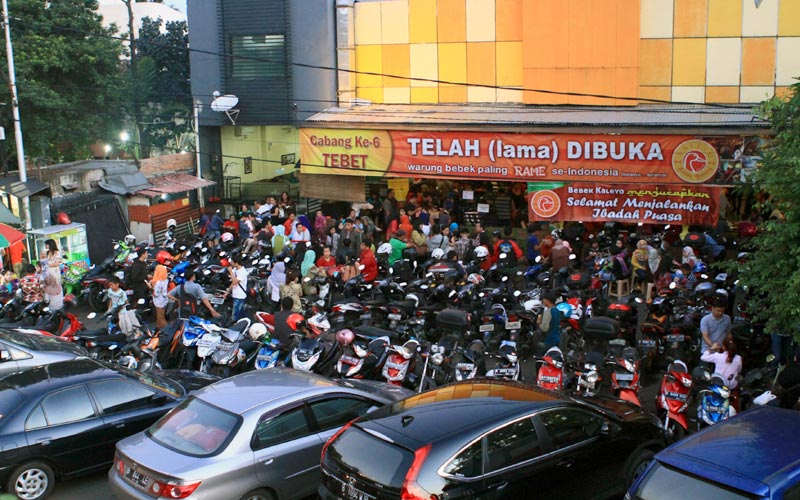 bebek kaleyo tempat makanan enak di jakarta selatan