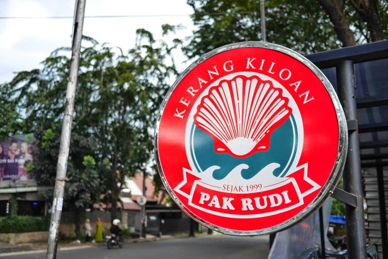 Kerang Kiloan Pak Rudi Tempat makan seafood di jakarta