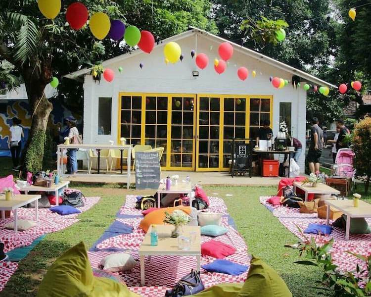 Twin House Coffe & Kitchen Tempat makan romantis di jakarta