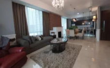 Dijual Apartemen Tipe 3BR, Tower Ritz Furnish Cantik, Bersih