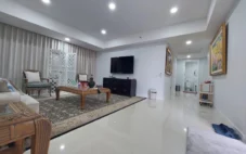 Sewa Kemang Village, Unit Apartemen 2 Bedroom Di Tower Infinity