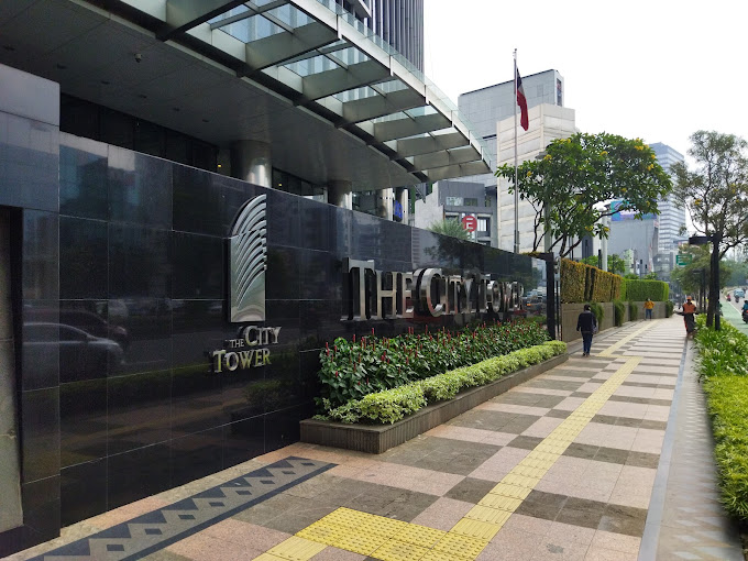 Lobby The City Tower Jakarta Pusat, Menara Perkantoran Modern