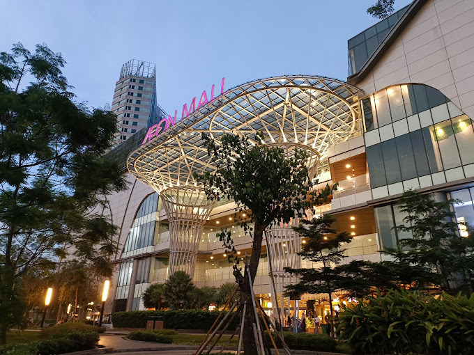 Aeon Mall Tanjung Barat Jakarta Selatan