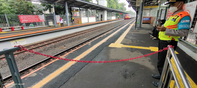 Parkir motor Stasiun Pasar Minggu Jakarta Selatan