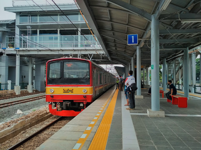 Stasiun Klender Klender Jakarta Timur