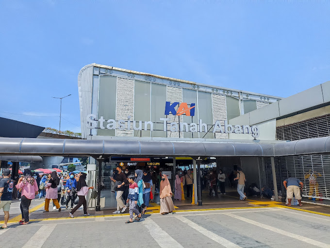Stasiun Tanah Abang Jakarta Pusat