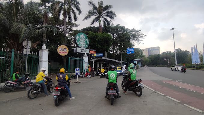 Tarif Parkir Motor Stasiun Gambir