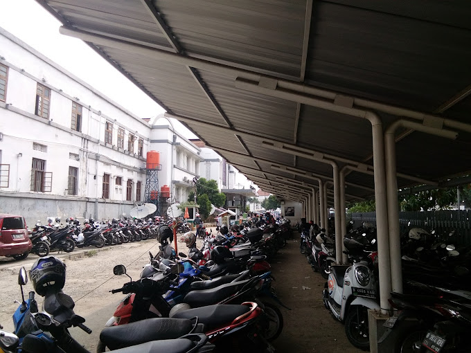 Tarif Parkir Motor Stasiun Jakarta Kota
