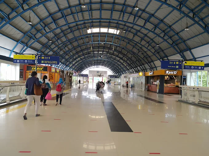 Fasilitas Stsiun KRL Palmerah Jakarta Pusat