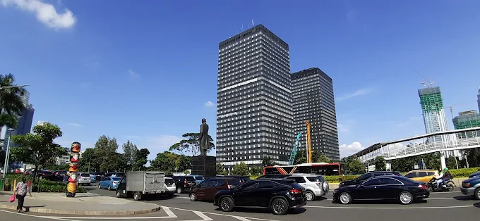 Gedung Landmark Tower Sudirman Jakarta