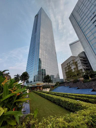 Gedung Perkantoran Millennium Centennial Tower Jakarta