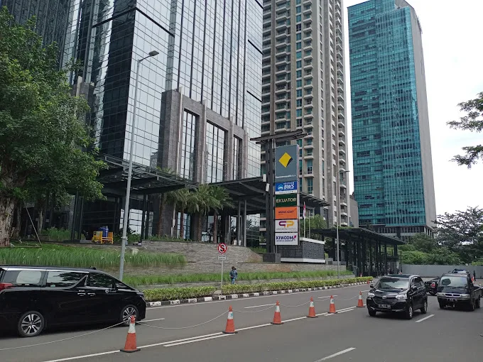 Gedung Treasury Tower SCBD Jakarta Selatan