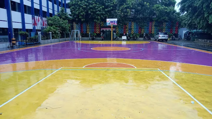 Lapangan Basket SMA 90 Jakarta Selatan