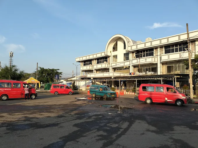 Stasiun KRL Depok Baru