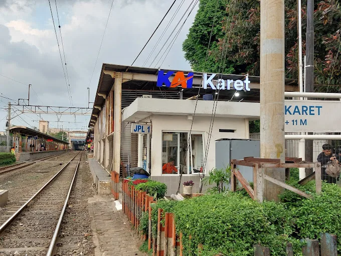 Stasiun KRL Karet Jakarta Pusat