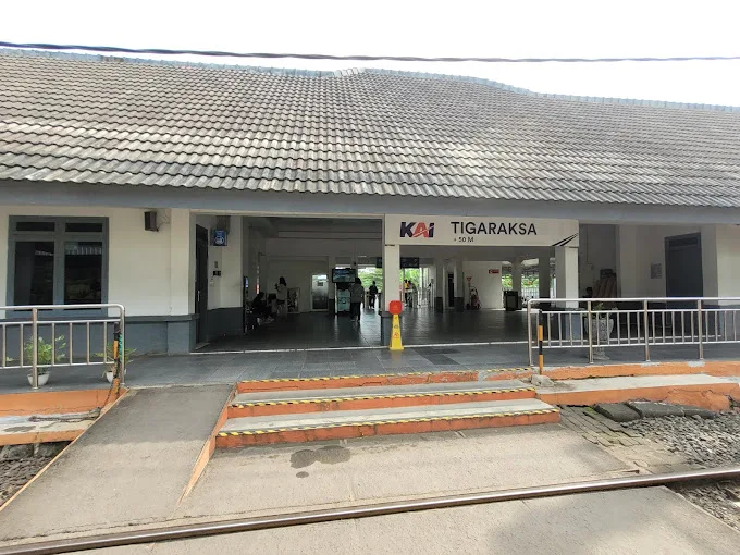 Stasiun KRL Tigaraksa