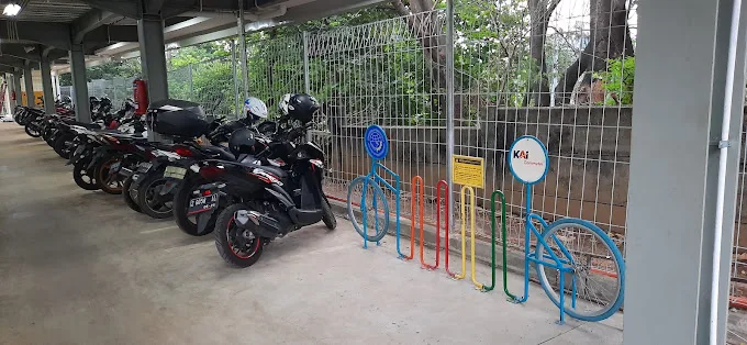 Tarif Parkir Motor Stasiun Pondok Ranji