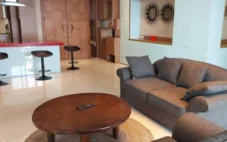 Sewa Apartemen Tower Tiffany Kemang Village, 3 Bedroom