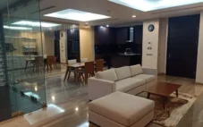 Sewa Apartemen Mewah Bloomington Kemang Village Residence