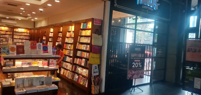 Toko Buku Colony 6 Kemang Jakarta Selatan